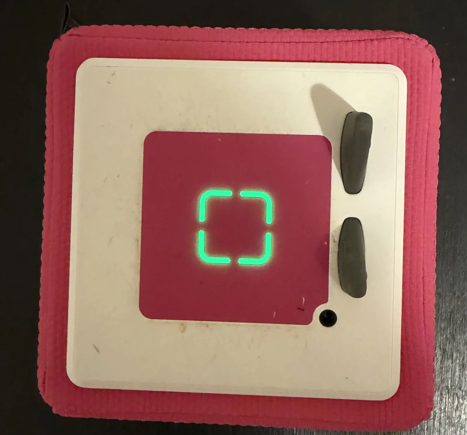 Toniebox sitting upright before disassembly